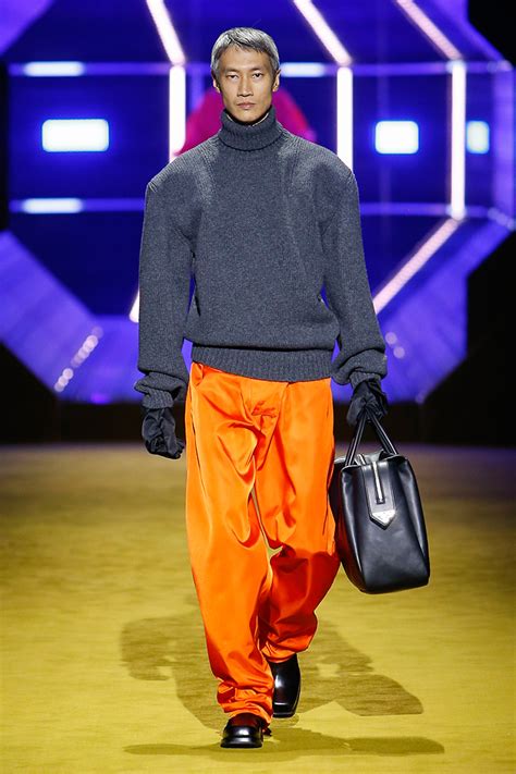 prada heren winterjas|Men's Fall Winter 2022 .